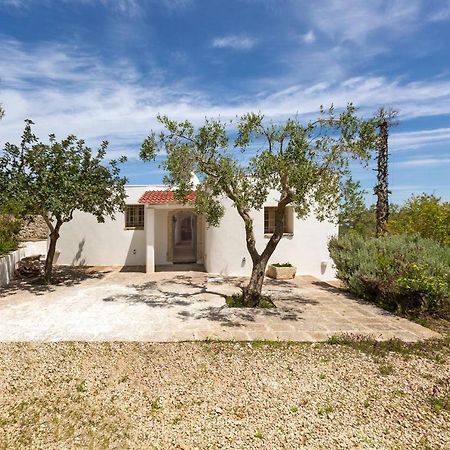 Trullo Il Karrubo Villa ออสตูนี ภายนอก รูปภาพ