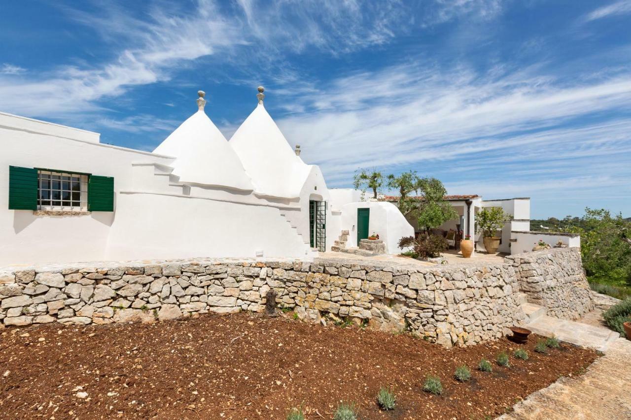 Trullo Il Karrubo Villa ออสตูนี ภายนอก รูปภาพ