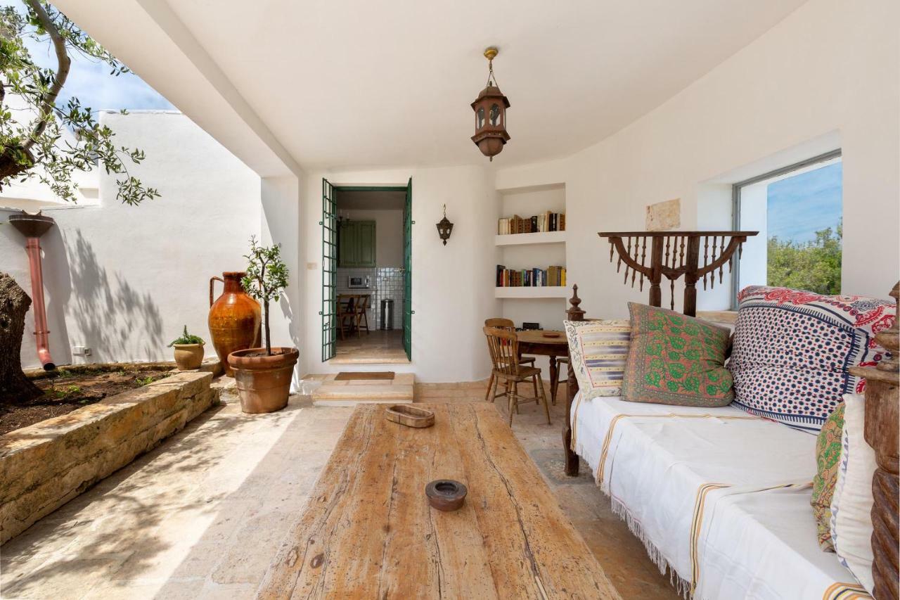 Trullo Il Karrubo Villa ออสตูนี ภายนอก รูปภาพ