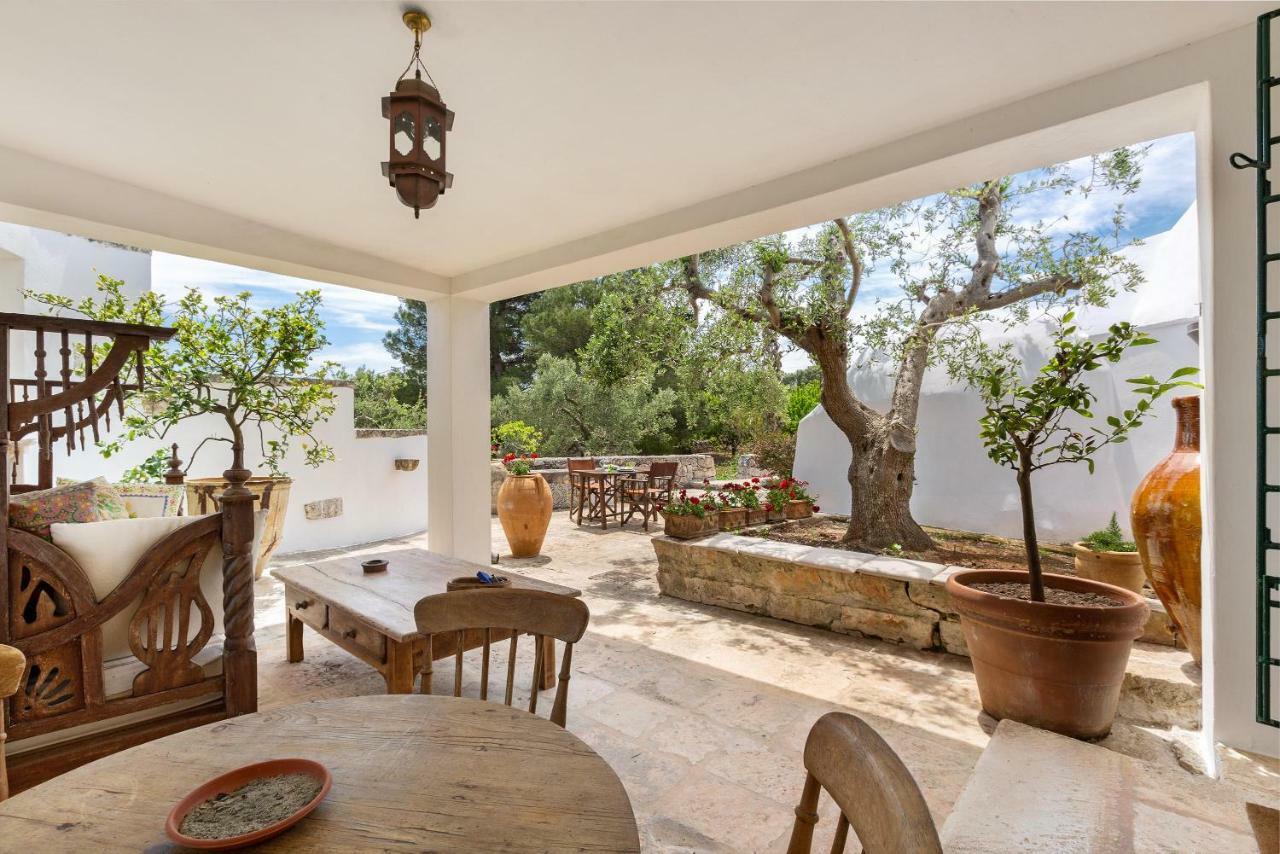 Trullo Il Karrubo Villa ออสตูนี ภายนอก รูปภาพ